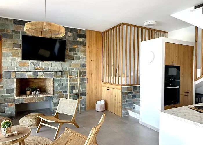 Alindo Ii, In Area *