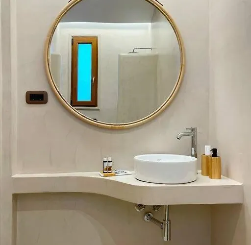 Alindo Ii, In Area * Líndos